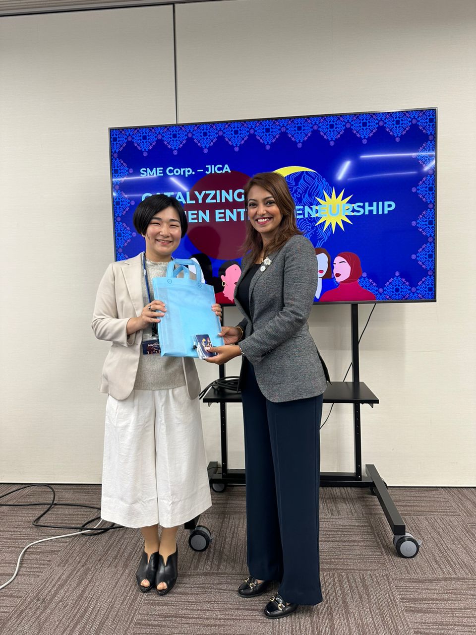 Avernoble activity photo