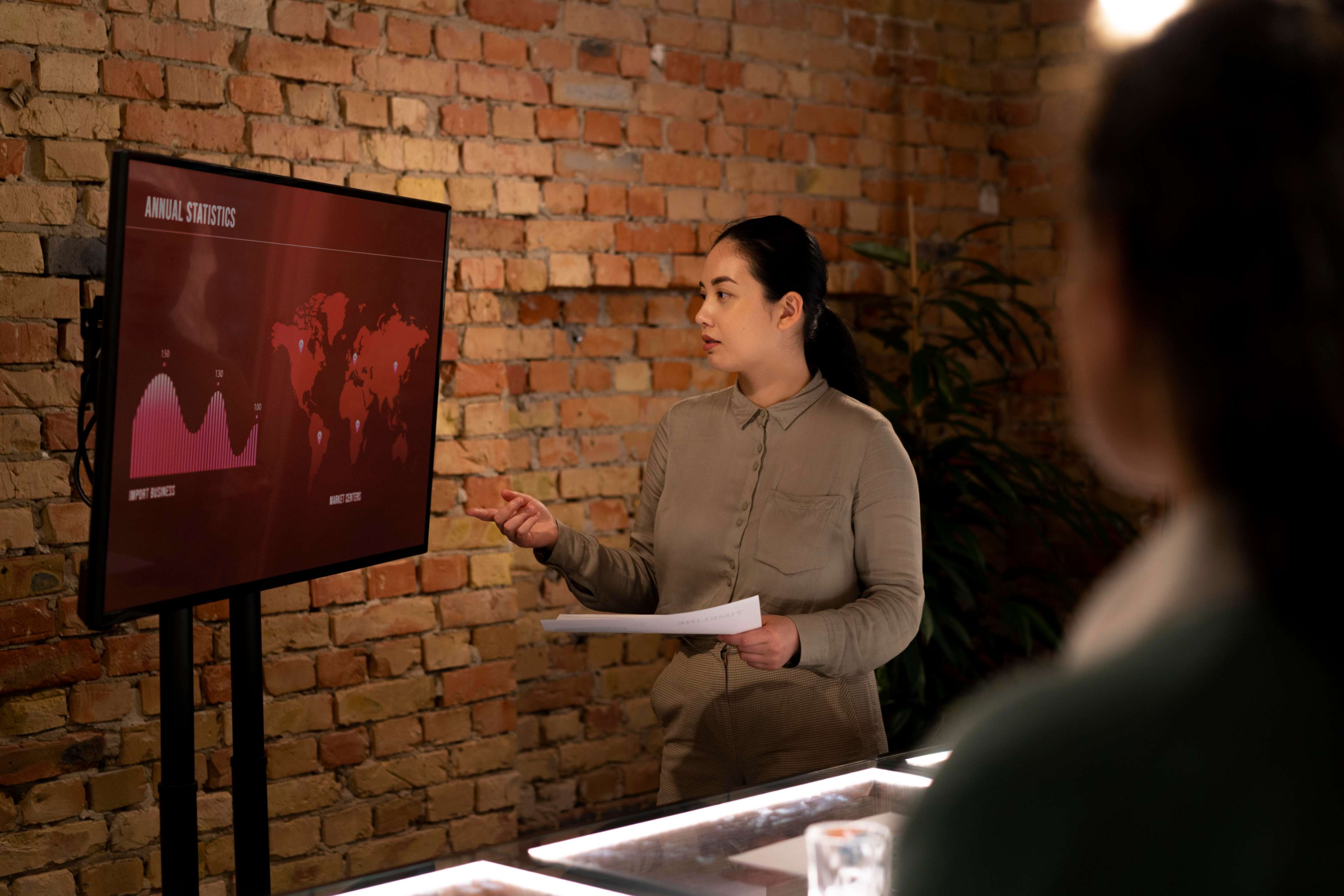 Business Presentation Survival Skills: Presenting with Impact